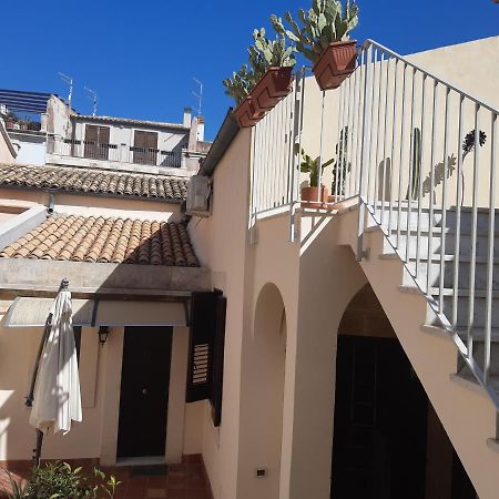 La Casa Di Sarah Villa Сиракуза Екстериор снимка