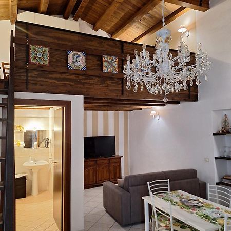 La Casa Di Sarah Villa Сиракуза Екстериор снимка